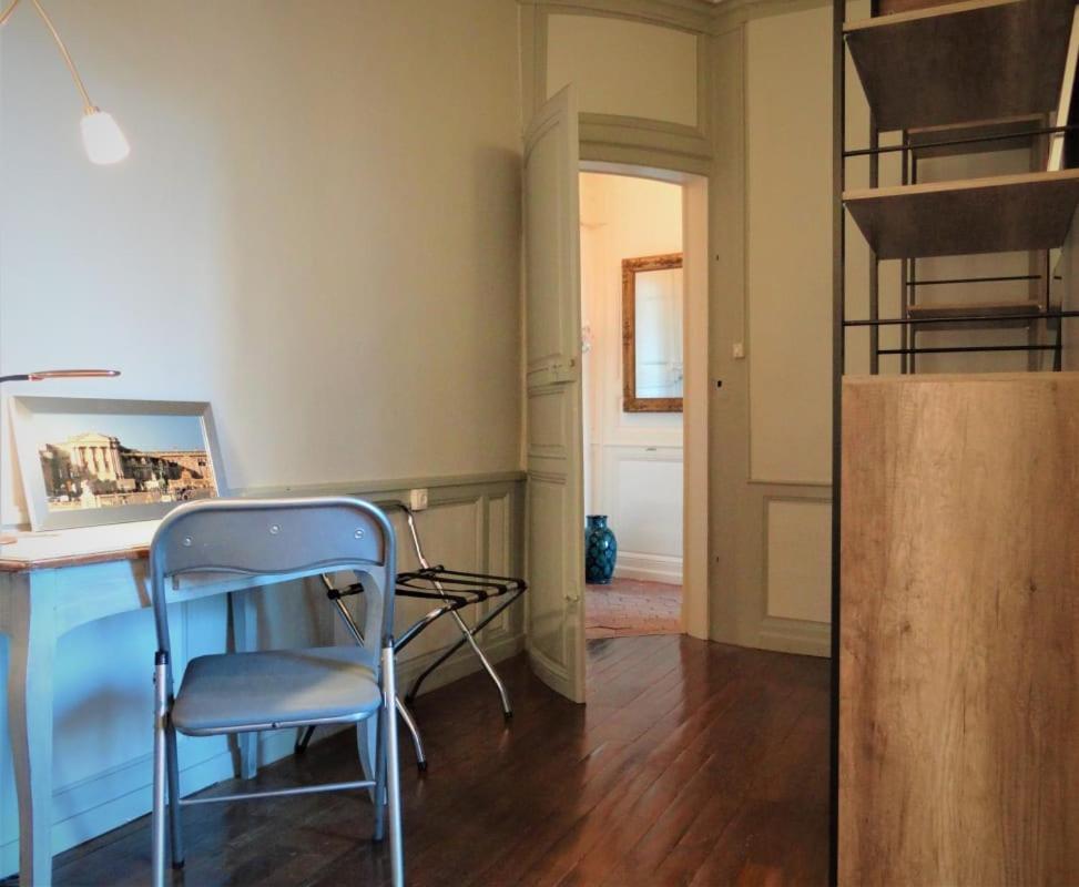 Le Cardinal Apartment Chartres Ngoại thất bức ảnh