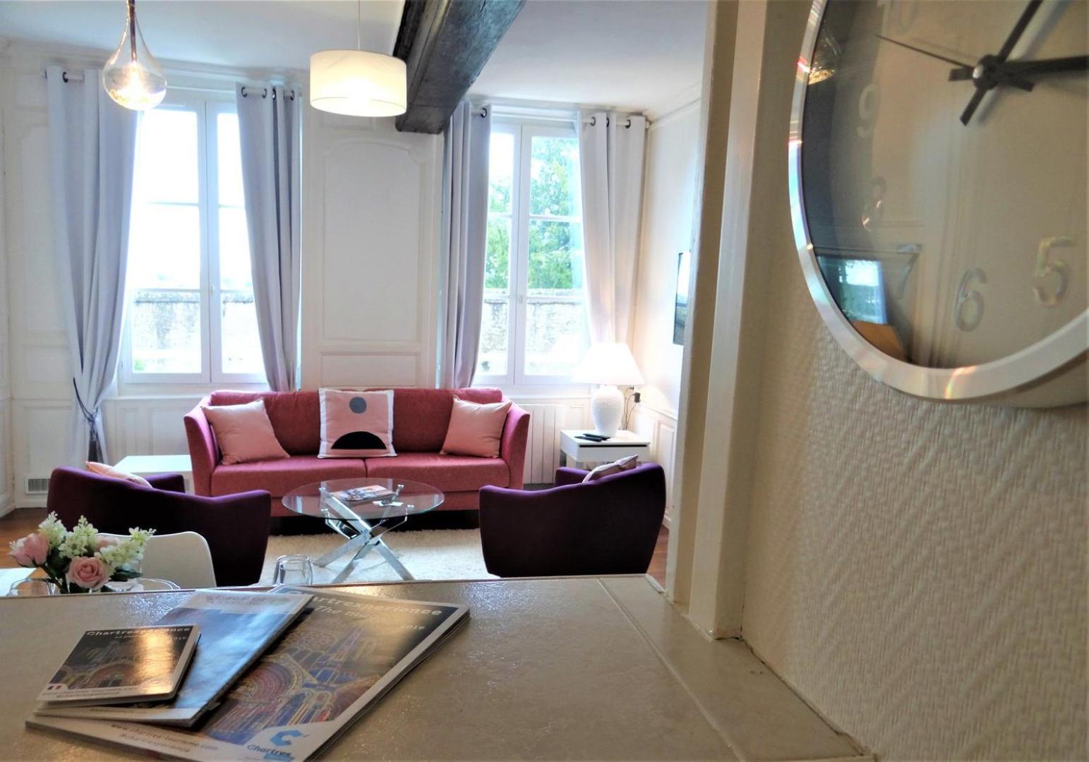 Le Cardinal Apartment Chartres Ngoại thất bức ảnh